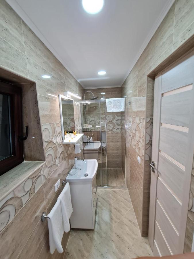 Splendid House Otel Făgăraş Dış mekan fotoğraf